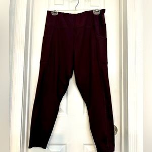 Maurices XL short, dark plum high waisted luxe pocket leggings